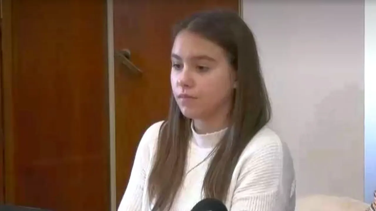 Scandalul uriaș generat de dezvăluirile gimnastei Amalia Puflea a ajuns în penal. Sportiva a făcut o plângere la poliția din Bârlad, fiind asistată de o avocată din oficiu! | EXCLUSIV