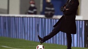 S-au împăcat cu gândul. Reghe regretă că "Derby"-ul nu se joacă pe National Arena, dar își avertizează marea rivală