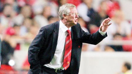 "Diavolii" doresc un "galactic" pentru a întări linia mediană! Vezi pe cine au luat în colimator!