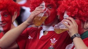 Fanii homosexuali și transgender vor putea asista la meciurile Mondialului din Qatar, dar sunt avertizați: "Manifestaţiile publice de afecţiune sunt dezaprobate" + Cât costă o halbă de bere