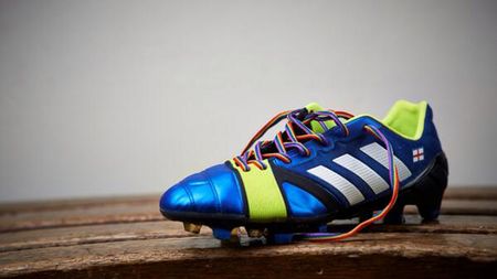 Acțiune de amploare în fotbalul britanic! Fotbaliștii se aliniază: "Alăturați-vă mișcării împotriva homofobiei!" 