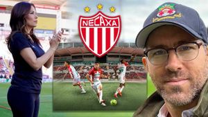 Ryan Reynolds e înnebunit după fotbal. Starul de la Hollywood, convins să investească și la clubul unde acționar e Eva Longoria