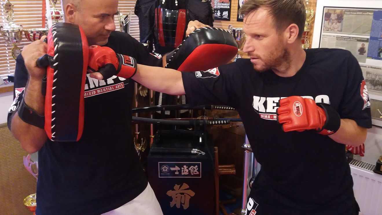 IMAGINEA ZILEI | "Un-doi" cu Florin Cernat. Mingea o lovește cu stângul, sacul de antrenament cu dreptul: "E puternic!"