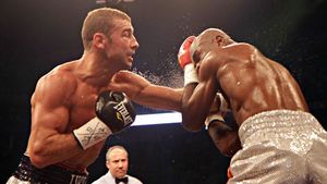 12 runde, 306 lovituri!** "Bute a trecut cel mai greu test al carierei" Cifrele partidei Bute - Johnson