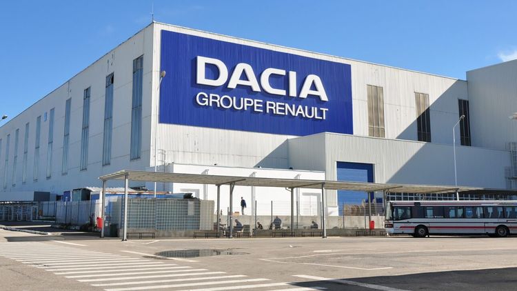 Francezii anunță situația dramatică de la uzina Dacia din Mioveni! Renault cere reducerea costurilor cu până la 30%: ce se întâmplă cu locurile de muncă