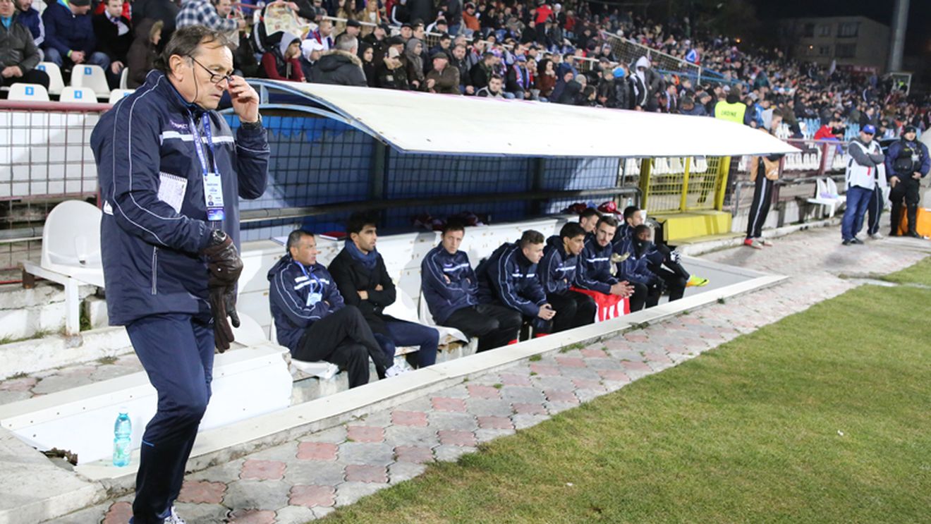 Oțelul merge pe mâna lui Weiss, deși Lienen acceptase reducerea drastică a salariului. Cum i-au pierdut gălățenii pe Cooper și Goicoechea