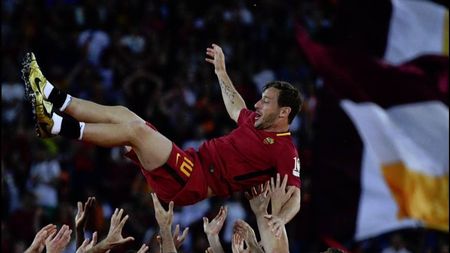 SURPRIZĂ‚ | Cât ar valora Totti în ziua de astăzi? Răspunsul îl dă chiar fostul decar al Romei