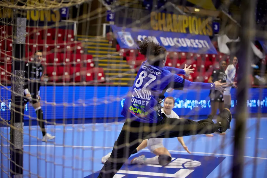 meciul CSKA Moscova - CSM București