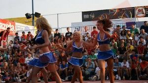 INCREDIBIL! Știați că în România există Federația de Majorete? Sau de 'hoții și vardiștii'?** Cele mai ciudate asociații de la noi! :))