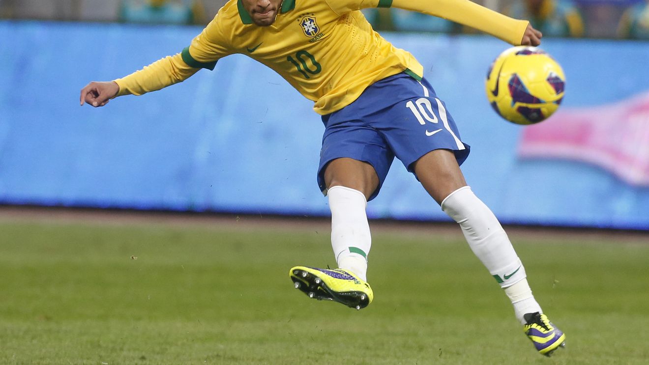 "Neymar va fi mai bun decât Messi și Cristiano Ronaldo!" Ce legendă braziliană cred că starul Barcelonei va deveni cel mai bun din lume