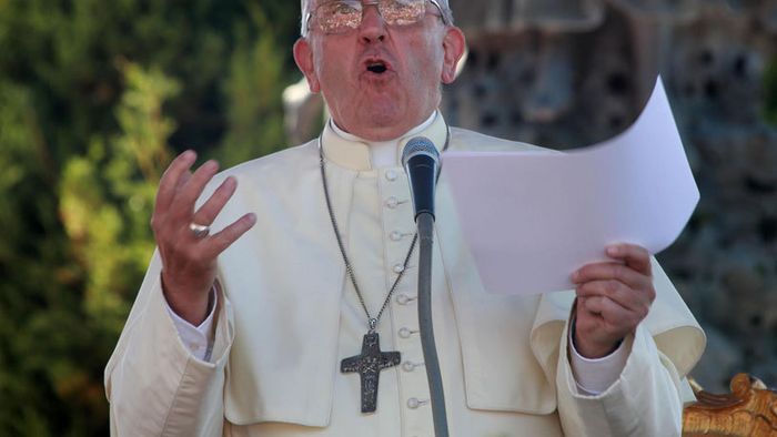 Papa argentinian și papa emerit german vor "să câștige echipa mai bună" în finala Cupei Mondiale