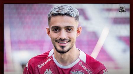 S-a aflat de ce Albion Rrahmani a lipsit la flash-interviul de după Oțleul - Rapid 0-0. Nu din cauza bannerelor afișate de ultrașii români în meciul cu Kosovo! Motivul e de-a dreptul halucinant