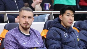 Mesajul lui Heung-Min Son pentru Radu Drăguşin înaintea derby-ului Tottenham - Arsenal! Liderul lui Spurs a dat ordinul colegilor săi: "Să facem asta"