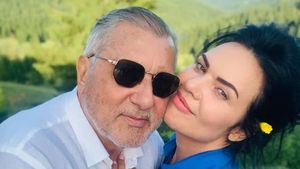 Ce soție sexy are Ilie Năstase! Ioana a încins spiritele pe plaja din Mamaia 