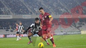 "Capul familiei e bolnav! Și Galata a câștigat titlul cu jucători neplătiți de opt luni"** Ă‚sta e spiritul Rapidului! Pancu adună echipa lângă el: nu vrea să plece din Giulești