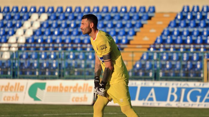 Transfer la Parma pentru fotbalistul român cu dublă cetățenie. Coleg pentru Man şi Mihăilā