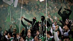FCSB a scăpat de "grei", dar va avea o dublă infernală în play-off. Totul despre Sporting Lisabona, echipa cu jucători de 200 de milioane de euro unde românii Boloni și Niculae au scris istorie