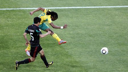 Mexic a fost peste Africa de Sud, Tshabalala-omul meciului!** Vezi cifrele primei partide a CM!