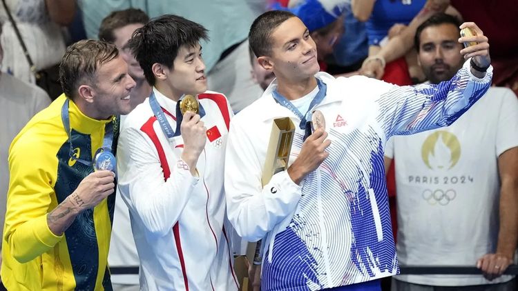 Chinezii au spart banca pentru ca înotătorii de top ai planetei să participe la turneul de la Shenzen. Premii uriașe, bilete de avion și cazări plătite pentru crema sportivilor