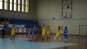 Viitorul sună bine pentru baschetul românesc PH Cluj și CSS Ploiești, campioane naționale