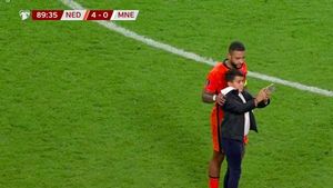 Faza zilei în preliminariile Campionatului Mondial! Și-a făcut selfie cu Memphis Depay chiar în timpul meciului | VIDEO