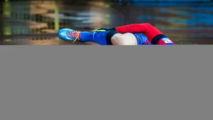 Stelistul cu 5 goluri pe sezon în Liga 1 sare la gâtul lui Duckadam: "Am investit salariul meu pe un an în nuntă, nu o pot muta. Poate că nu m-ar mai judeca dacă ar veni mai des pe la teren"