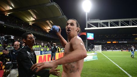 Ibrahimovic: "Ancelotti e formidabil. Sper să rămână la PSG"