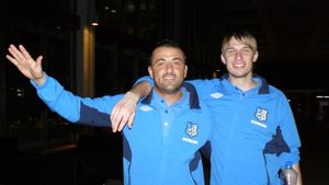 Vezi aici cine sunt** siamezii de la Pandurii!