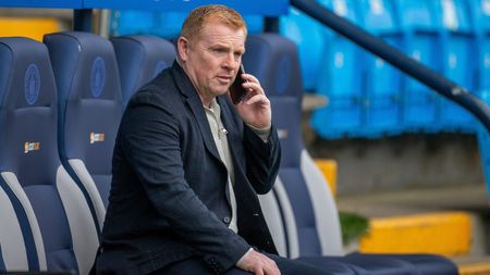 Veste uriașă pentru fanii Rapidului, imediat după ce Dan Șucu l-a prezentat pe noul antrenor: „Acolo ar putea fi șansa lui Lennon!”. VIDEO