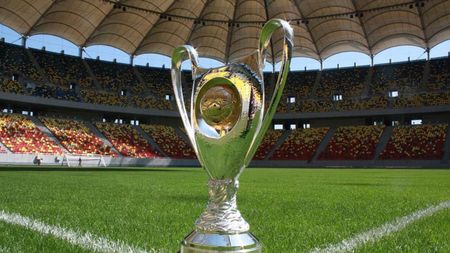 FOTO | Așa arată acum Supercupa României. Steaua și Astra se luptă pentru un trofeu nou