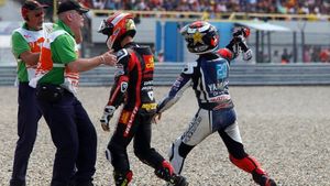 Scandal în MotoGP: "A fost o manevră de om nebun!"** "Se plânge de parcă are cinci ani"