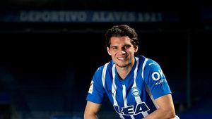 Criticat de mulți, Ianis Hagi e apărat de un fost jucător din Generația de Aur: „Avem nevoie de mai mulți fotbaliști ca el”