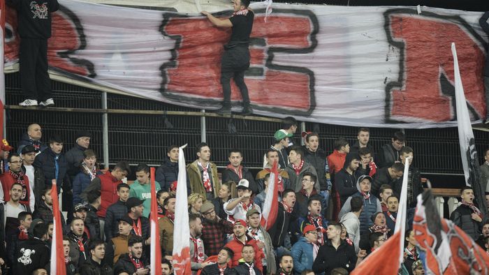 Fanii lui Dinamo, nemulțumiți după cea mai categorică victorie din acest sezon! FOTO | Banner-ul dur afișat la meciul cu Pandurii