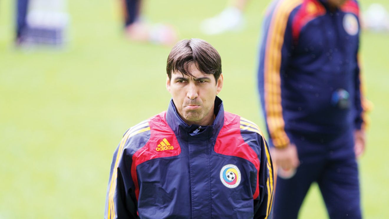 Victor Pițurcă: "Nu discut cu travestitele!"