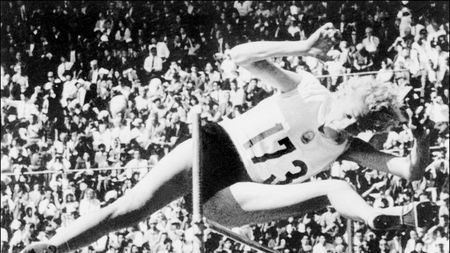 VIDEO | CSA Steaua împlinește 68 de ani. De la Iolanda Balaș-Soter și Iosif Sârbu, la campionii de azi. Boroi: "O datorie sufletească de a îmbogăți zestrea de medalii"