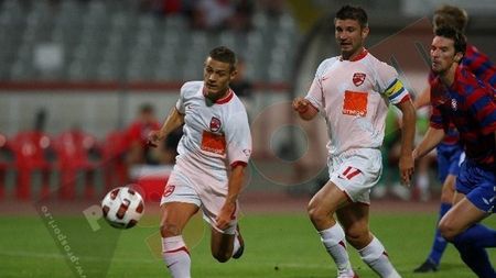 "Meritam să câștigăm la o diferență mai mare! A fost o atmosferă superbă, a ieșit cum ne-am dorit!"