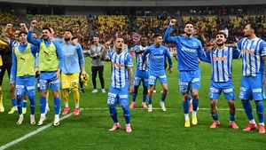 Jucătorul Universităţii Craiova are un prieten calificat în finala Champions League: „Îi ţin pumnii, e un campion”