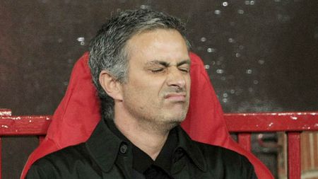 Jose Mourinho, acuzat că a agresat fizic un fan de-al lui United!