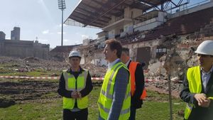 Gică Popescu, în inspecție la stadioanele Steaua și Rapid! Cum arată șantierul din Ghencea. "Aici era casa noastră"