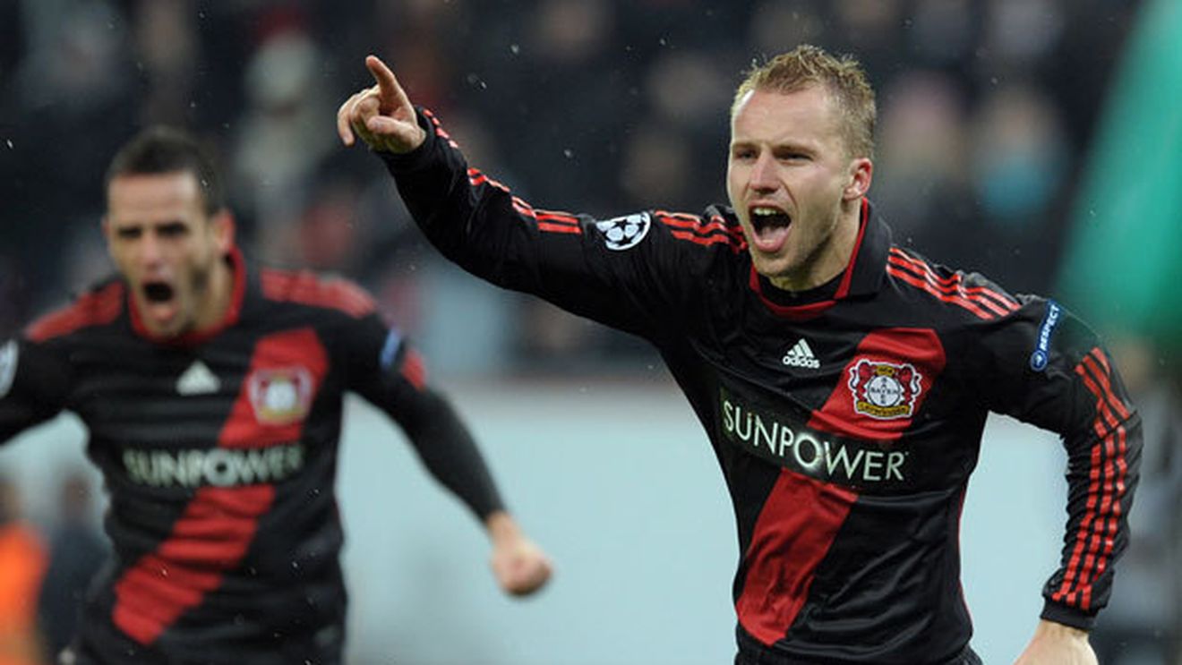 Michal Kadlec, umplut de sânge la intrarea într-o discotecă de fani rivali: "Eram stupefiat!"** Cehul lui Leverkusen va intra în operație luni