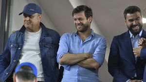 Cum l-au atras pe Dan Șucu să bage bani la Rapid: „Așa l-am cunoscut”