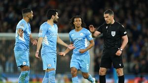 Cum l-a impresionat Istvan Kovacs pe Dinu Gheorghe, după ce a eliminat un jucător într-un derby: „Așa l-am cunoscut!” | VIDEO EXCLUSIV ProSport Live