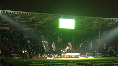 Moment inedit în Giulești! Câți suporteri au mers să vadă Dinamo - Rapid pe ecrane după ce au refuzat să se prezinte pe Arena Națională