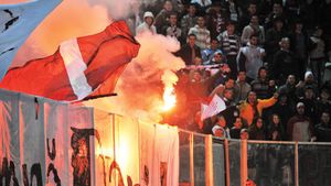 Lăsați femeile și copiii să vină la stadion!** Giuleștenii speră să aibă fani la Rapid - Vaslui! Propunerea pentru FRF