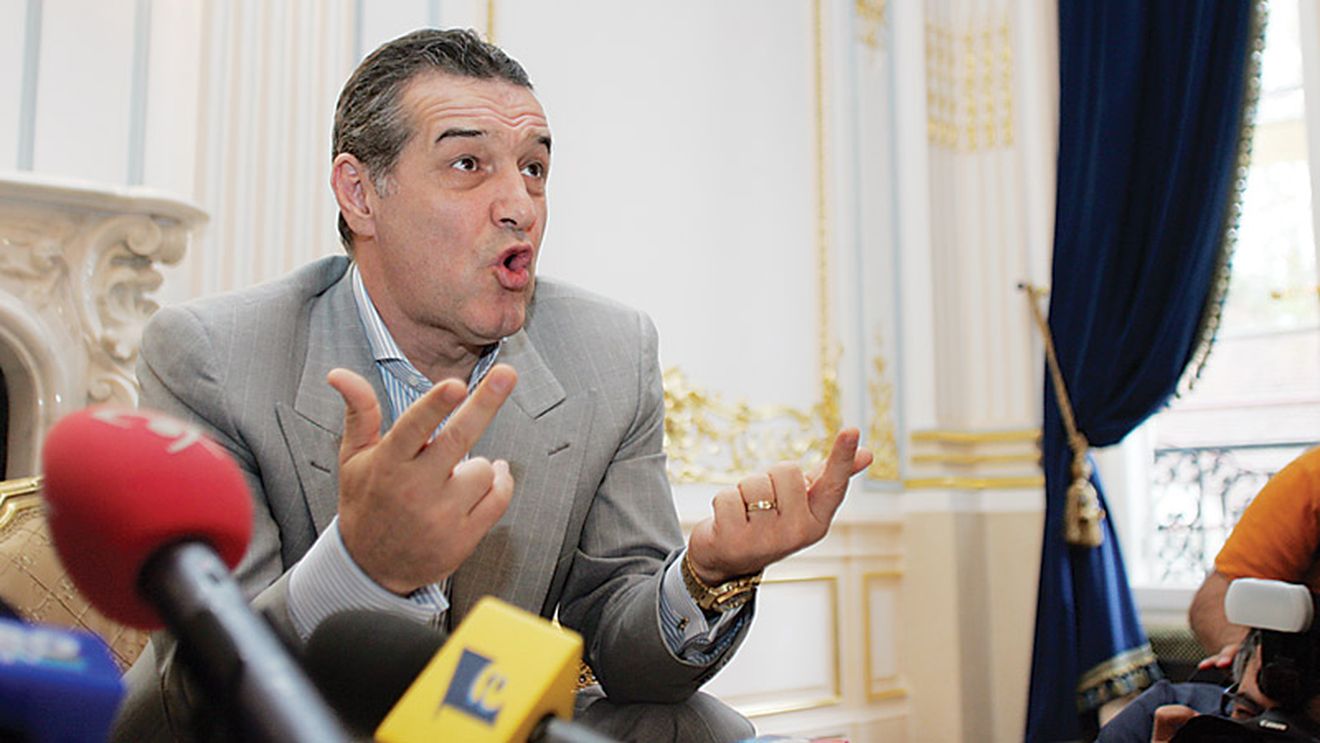 Becali: "Dacă Steaua nu joacă, mă bag imediat peste Lăcătuș"