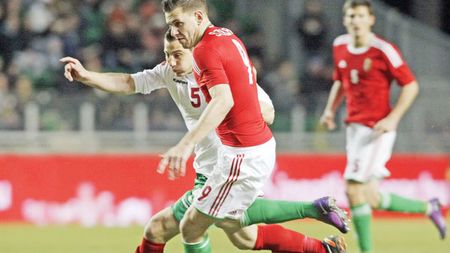 Aerieni!** România trebuie să se pregătească pentru o abundență de centrări din partea Ungariei, în preliminariile CM 2014