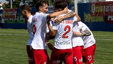 CS Dinamo susține că ”a uimit lumea fotbalului” cu ”mânjii lui Chirilă”! Cine sunt ”veteranii” din lotul bucureștenilor