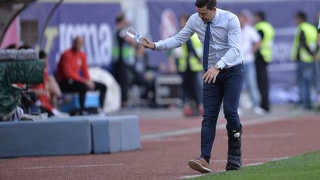 Primele probleme pentru Contra. Atacantul care a ieșit accidentat de pe teren 