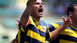 Ar fi trebuit să ajungă măcar la Real Madrid după reclama asta!** Trică îi face pe bulgari să creadă că l-au luat pe noul Messi: "O lovitură"