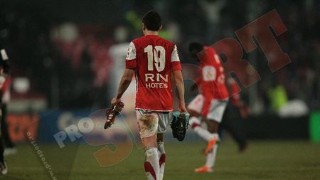 N-au avut nicio șansă! Dinamoviștii au găsit scuza "perfectă" pentru înfrângerea cu Steaua! Cel mai tare banc după Derby de România :)